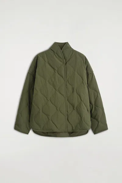 Cos Shawl-collar Quilted Jacket In Green