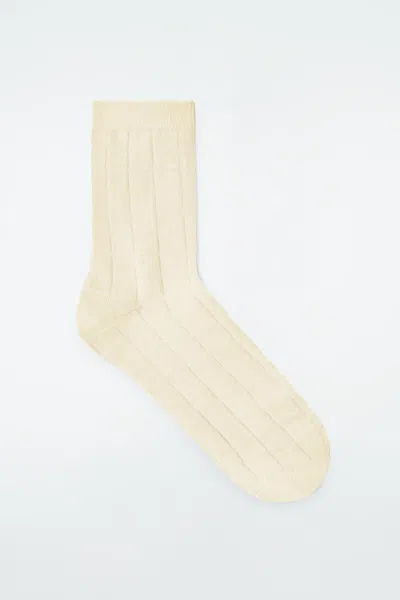 Cos Sheer Windowpane-check Socks In White