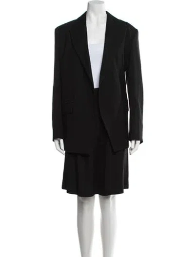 Pre-owned Cos Short Set In Black