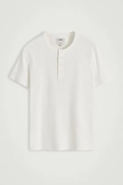 Cos Slim-fit Ribbed Henley T-shirt In Blanc