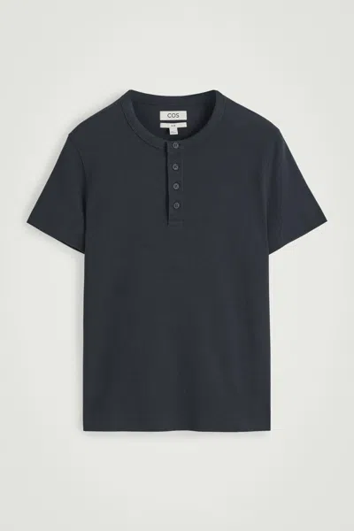 Cos Slim-fit Ribbed Henley T-shirt In Navy In Bleu