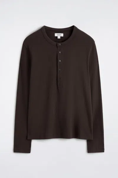 Cos Slim Ribbed Cotton Long-sleeved Henley T-shirt In Brown