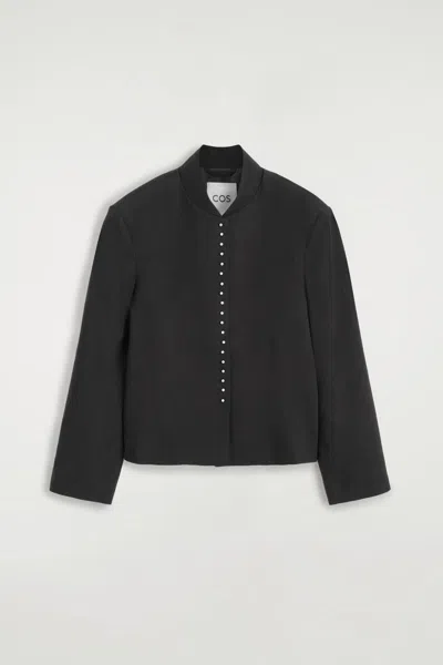 Cos Blazer Court En Lin À Patte Cloutée In Noir