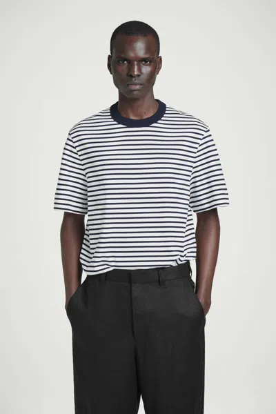 Cos T-shirt Girocollo In Cotone Interlock In Blu