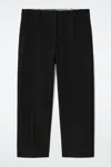 Cos Wool-blend Capri Trousers In Black