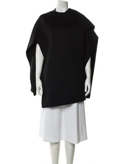 Pre-owned Cos Wool Coat In Black