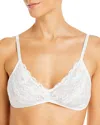 Cosabella Wireless Lace Triangle Bralette In Moon Ivory