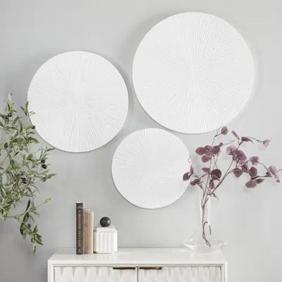 Cosmoliving By Cosmopolitan Black Wooden Carved Radial Plate Wall Decor Set In White