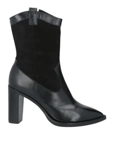 Cosmoparis Woman Ankle Boots Black Size 8 Leather