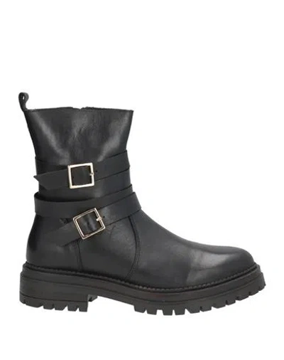 Cosmoparis Woman Ankle Boots Black Size 9 Leather