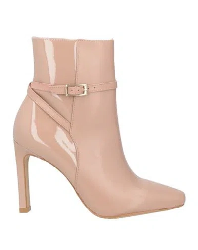 Cosmoparis Woman Ankle Boots Blush Size 8 Leather In Neutral