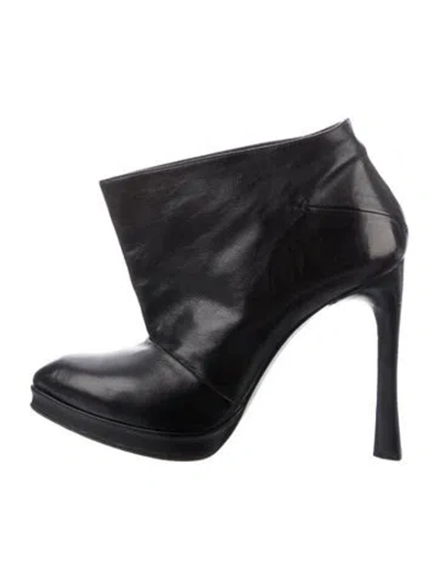 Pre-owned Costume National Leather Boots In Black