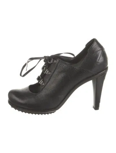 Pre-owned Costume National Leather Pumps In Black