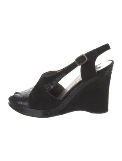 Pre-owned Costume National Suede Slingback Pumps In Black
