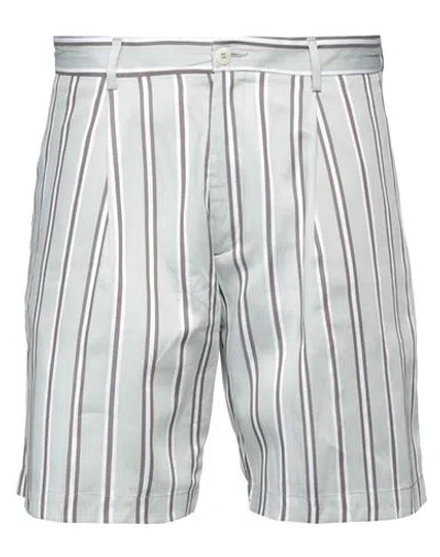 Costumein Man Shorts & Bermuda Shorts Sage Green Size 36 Cotton, Lyocell