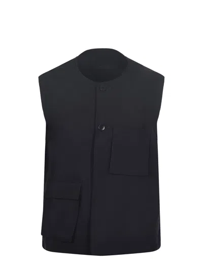 Costumein Vest. In Black