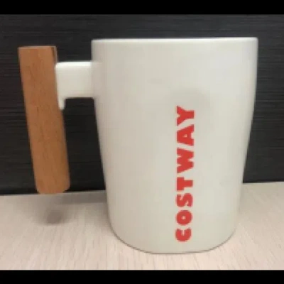 Costway Wooden Handle Mug For Store In White