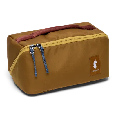 Cotopaxi Viaje Toiletry Kit In Brown