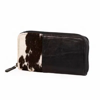Cott N Curls Leather Clutch In Black
