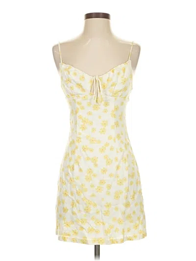 Pre-owned Cotton Candy La Casual Dress In Yellow