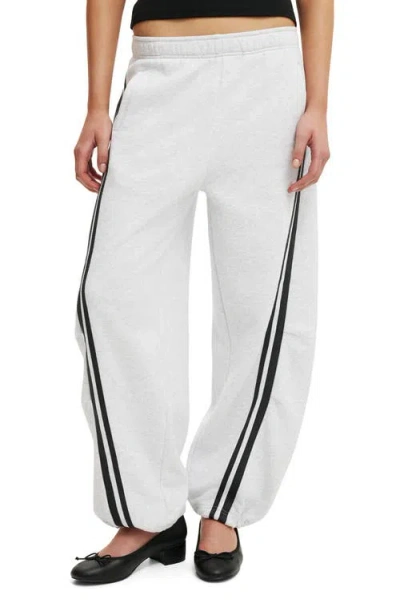 Cotton On Barrel Leg Sweatpant In Light Grey Marle Taping