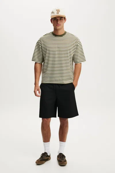 Cotton On Bermuda Short In Black
