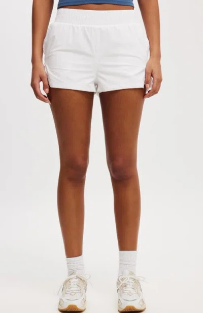 Cotton On Body On The Fly Curve Short In White