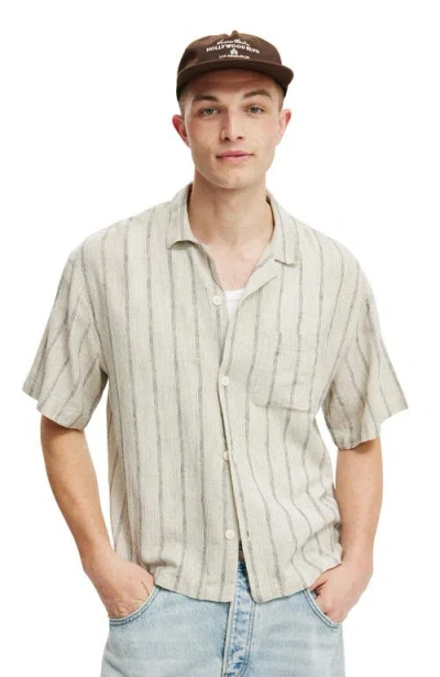 Cotton On Box Fit Short Sleeve Shirt In Off White Grid Check