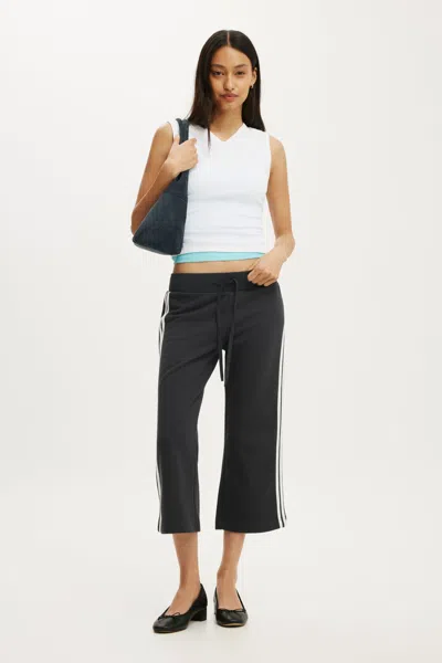 Cotton On Capri Fleece Sweatpant In White
