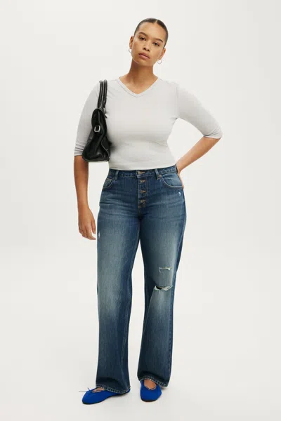 Cotton On Curvy Low Rise Straight Jean In Grazed Blue Rip