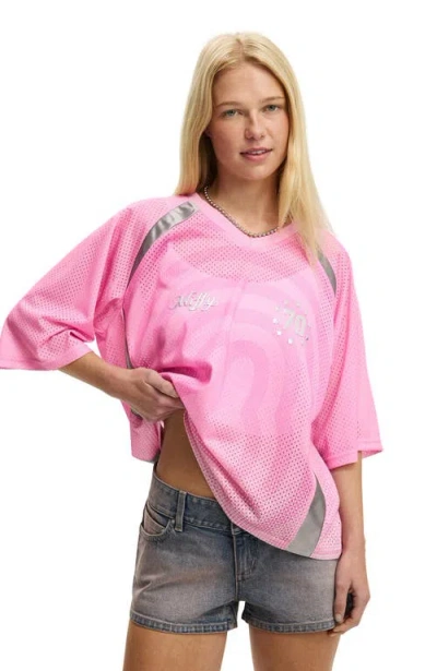 Cotton On Lcn V Neck Regular Cropped Graphic Tee New In Pink