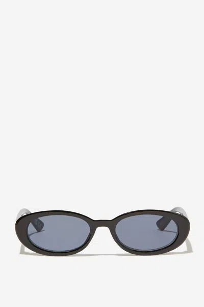 Cotton On Ophelia Oval Sunglasses In Black