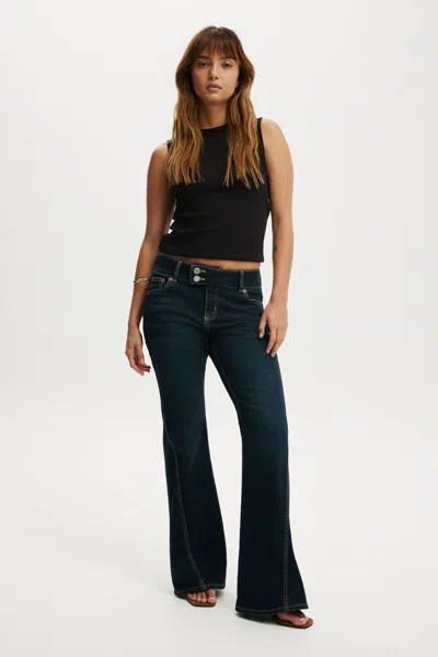 Cotton On Petite Mid Rise Bootcut Jean In Lowlight Rinse Twist