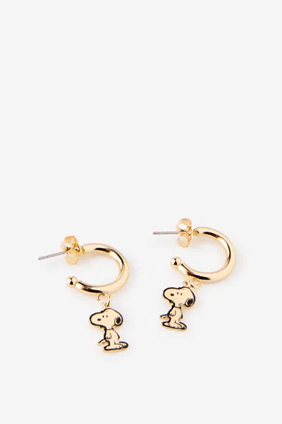 Cotton On Snoopy Huggie Hoop Earring In Lcn Pea Snoopy Up Gold