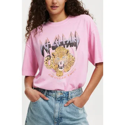 Cotton On The Lcn Boxy Graphic Tee In Def Leppard  Candy Pink