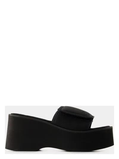 COURRÈGES WOMEN'S SCUBA WAVE SANDALS