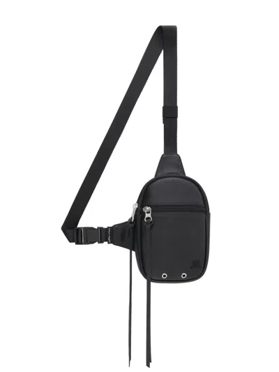 Courrèges Leather Crossbody Bag In 黑色