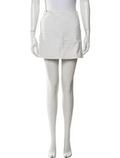 Pre-owned Courrèges Embroidered Accent Mini Skirt In White