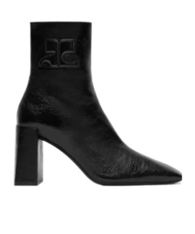 Courrèges Heritage Leather Ankle Boots In Black