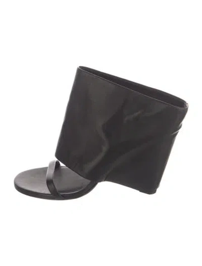 Pre-owned Courrèges Leather Sandals In Black