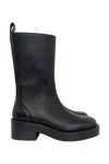 Courrèges Rider Boots In Black