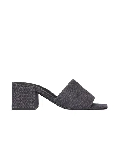 COURRÈGES SQUARE-HEADED HIGH-HEELED SANDALS