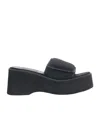 Courrèges Slip On Con Zeppa In Black