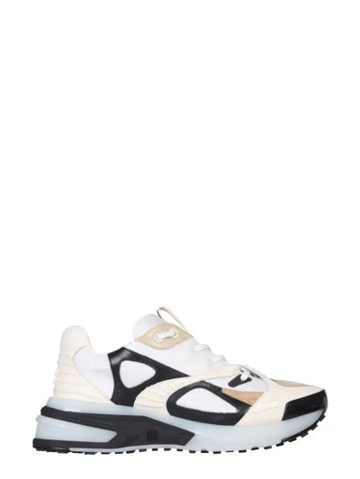 Coutr.com Givenchy Giv 1 Tr Panelled Sneakers In White