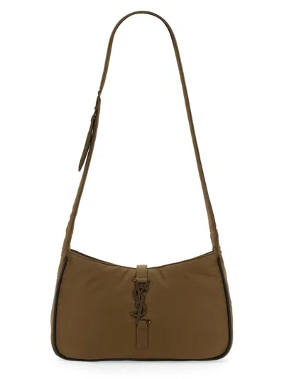 Coutr.com Saint Laurent Le 5 À 7 Logo Plaque Crossbody Bag In Black