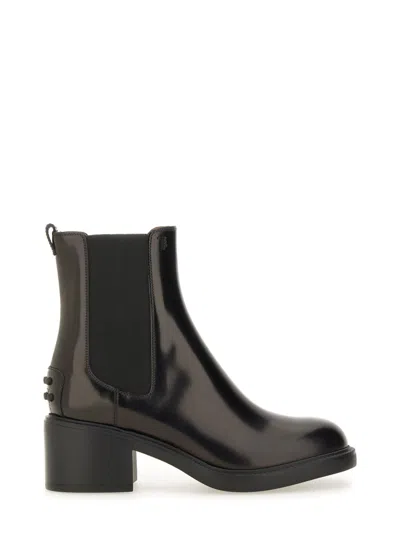 Coutr.com Tod's Ankle Boots In Leather In Black