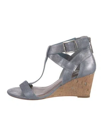 Pre-owned Couture Donald J Pliner Leather Animal Print T-strap Sandals In Blue