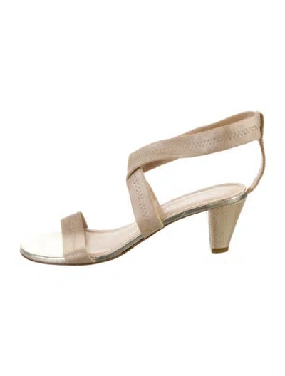 Pre-owned Couture Donald J Pliner Slingback Sandals In Gold