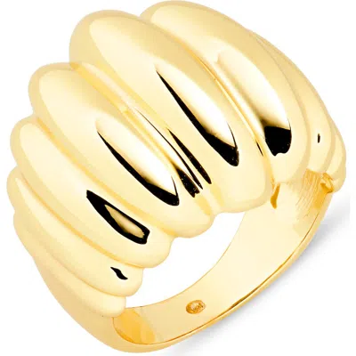 Covet Ridged Cocktail Ring In Gold