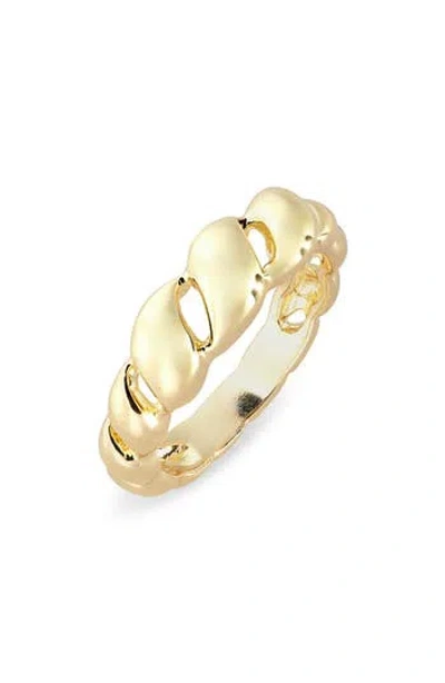 Covet Sprial Textured Ring In Gold